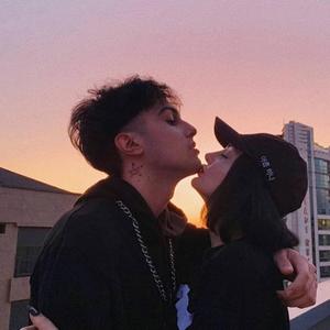 欧美大屌操骚逼
